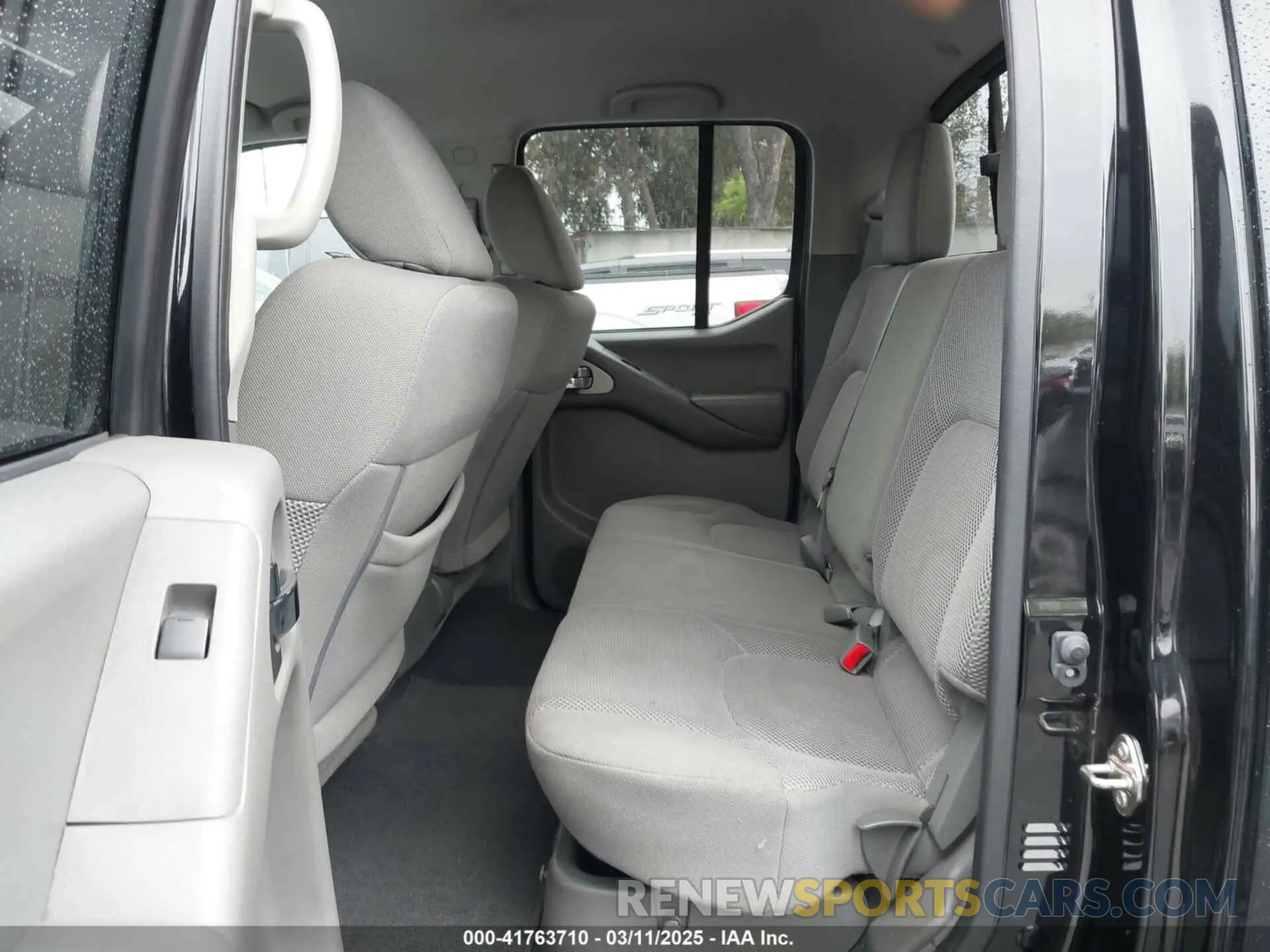 22 Photograph of a damaged car 1N6AD0ERXKN746443 NISSAN FRONTIER 2019