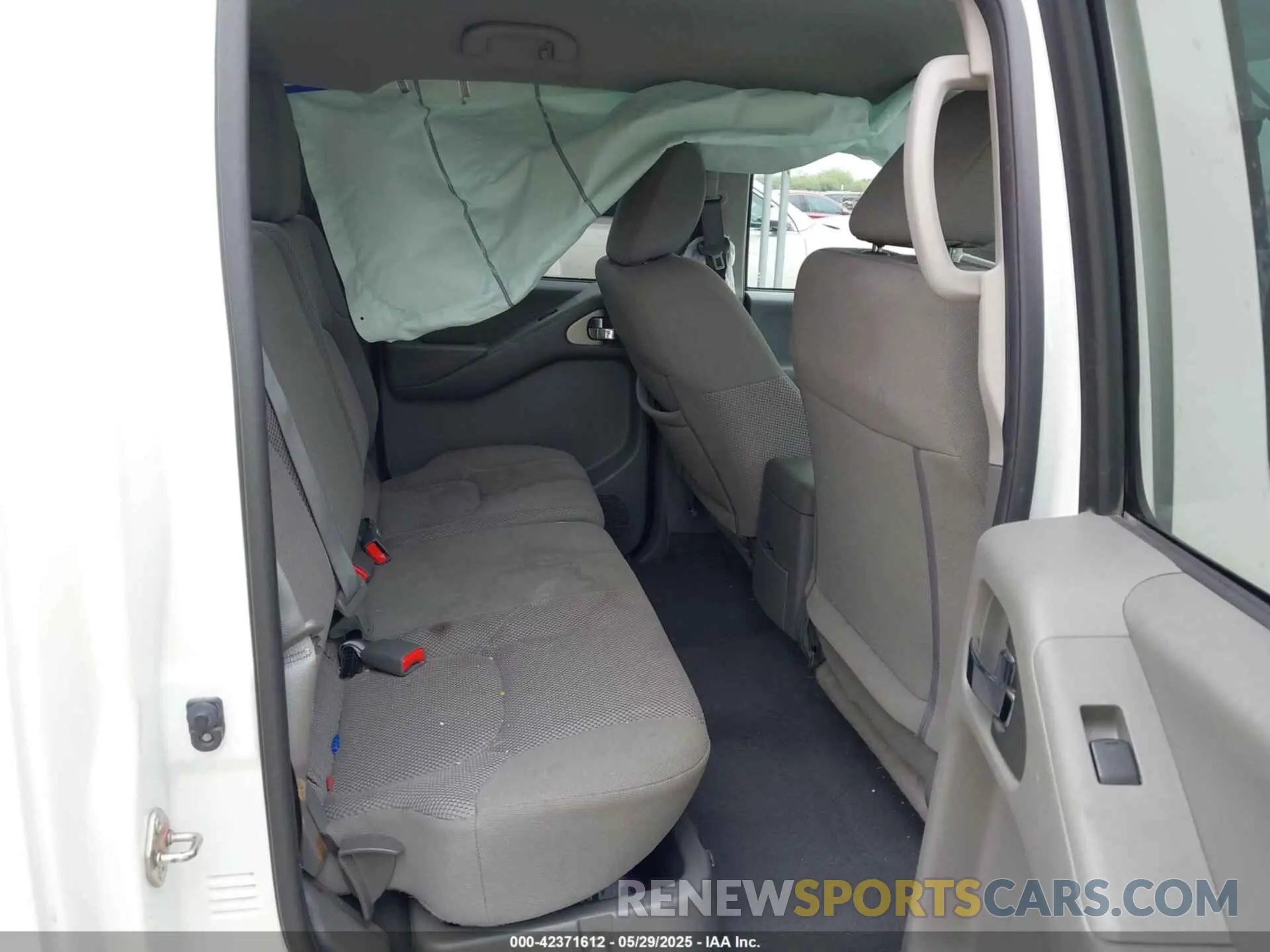 8 Photograph of a damaged car 1N6AD0ERXKN787381 NISSAN FRONTIER 2019