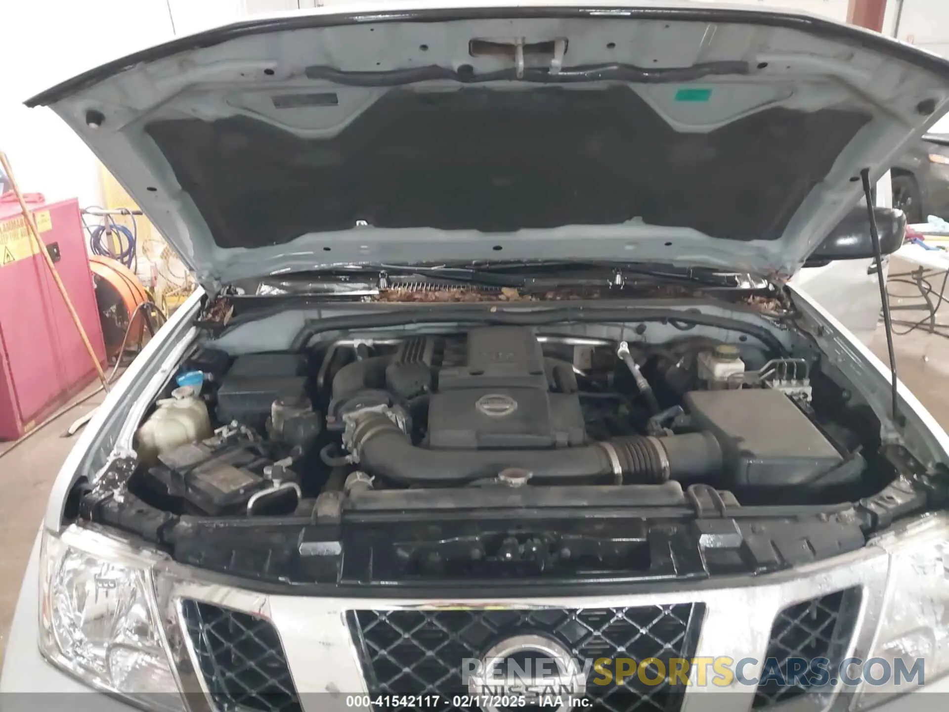 10 Photograph of a damaged car 1N6AD0EV0KN710189 NISSAN FRONTIER 2019