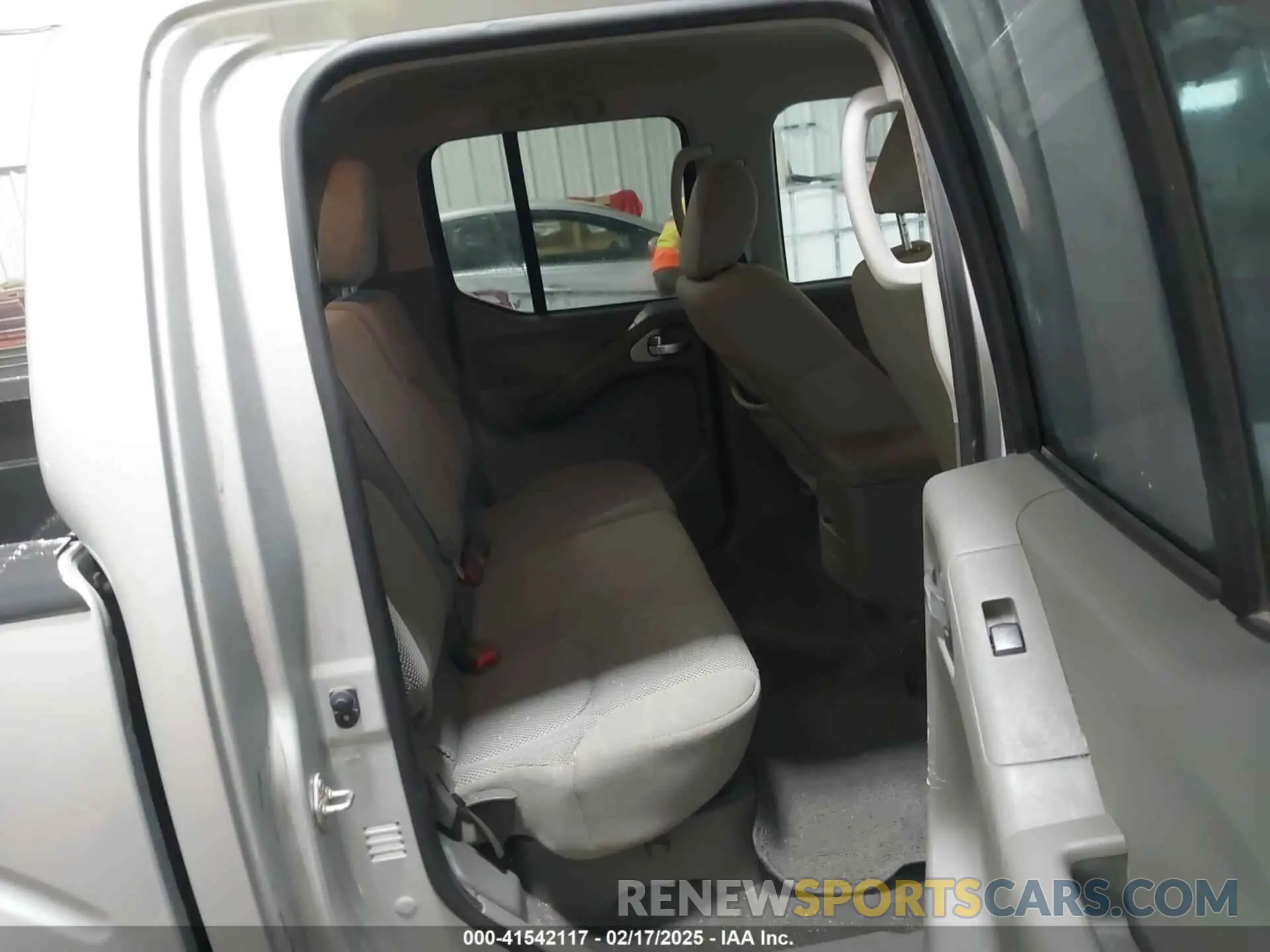 8 Photograph of a damaged car 1N6AD0EV0KN710189 NISSAN FRONTIER 2019