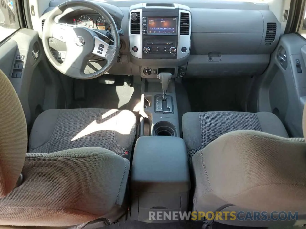 8 Photograph of a damaged car 1N6AD0EV0KN765631 NISSAN FRONTIER 2019