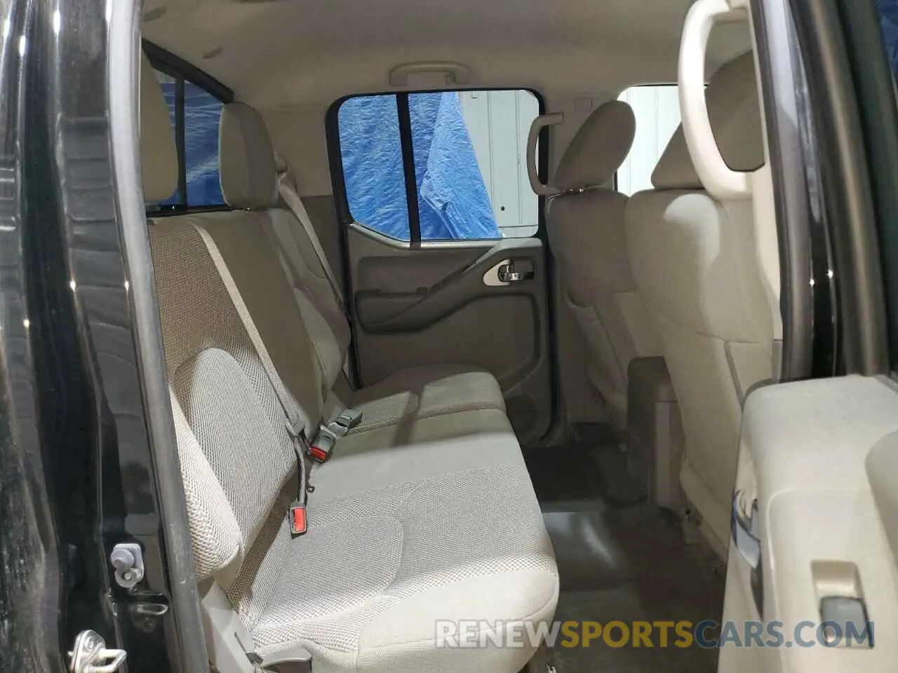 10 Photograph of a damaged car 1N6AD0EV1KN733450 NISSAN FRONTIER 2019