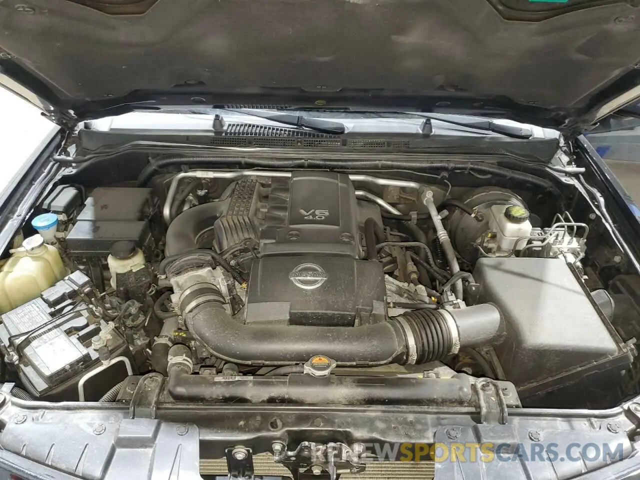 11 Photograph of a damaged car 1N6AD0EV1KN733450 NISSAN FRONTIER 2019