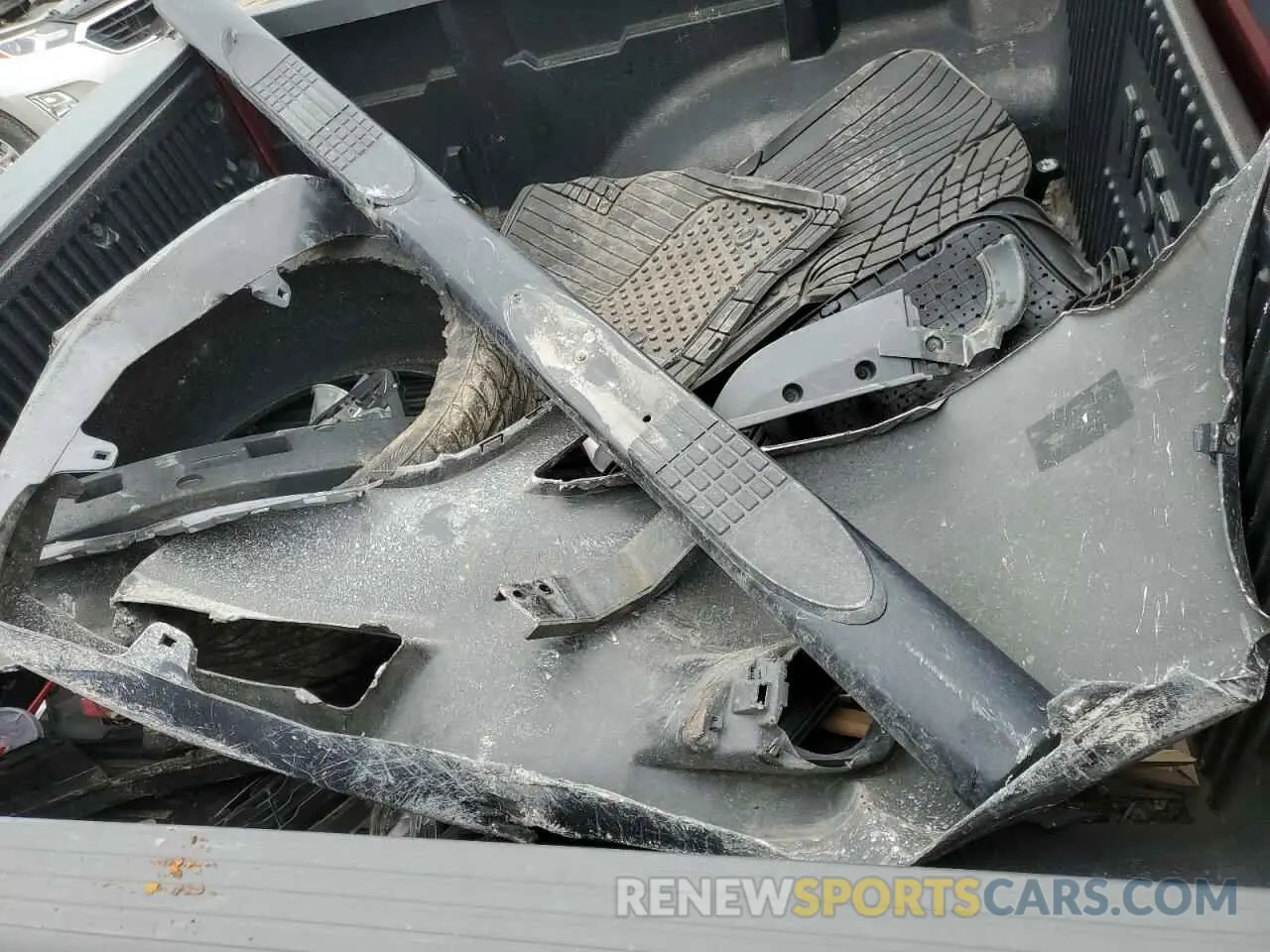 13 Photograph of a damaged car 1N6AD0EV1KN735456 NISSAN FRONTIER 2019