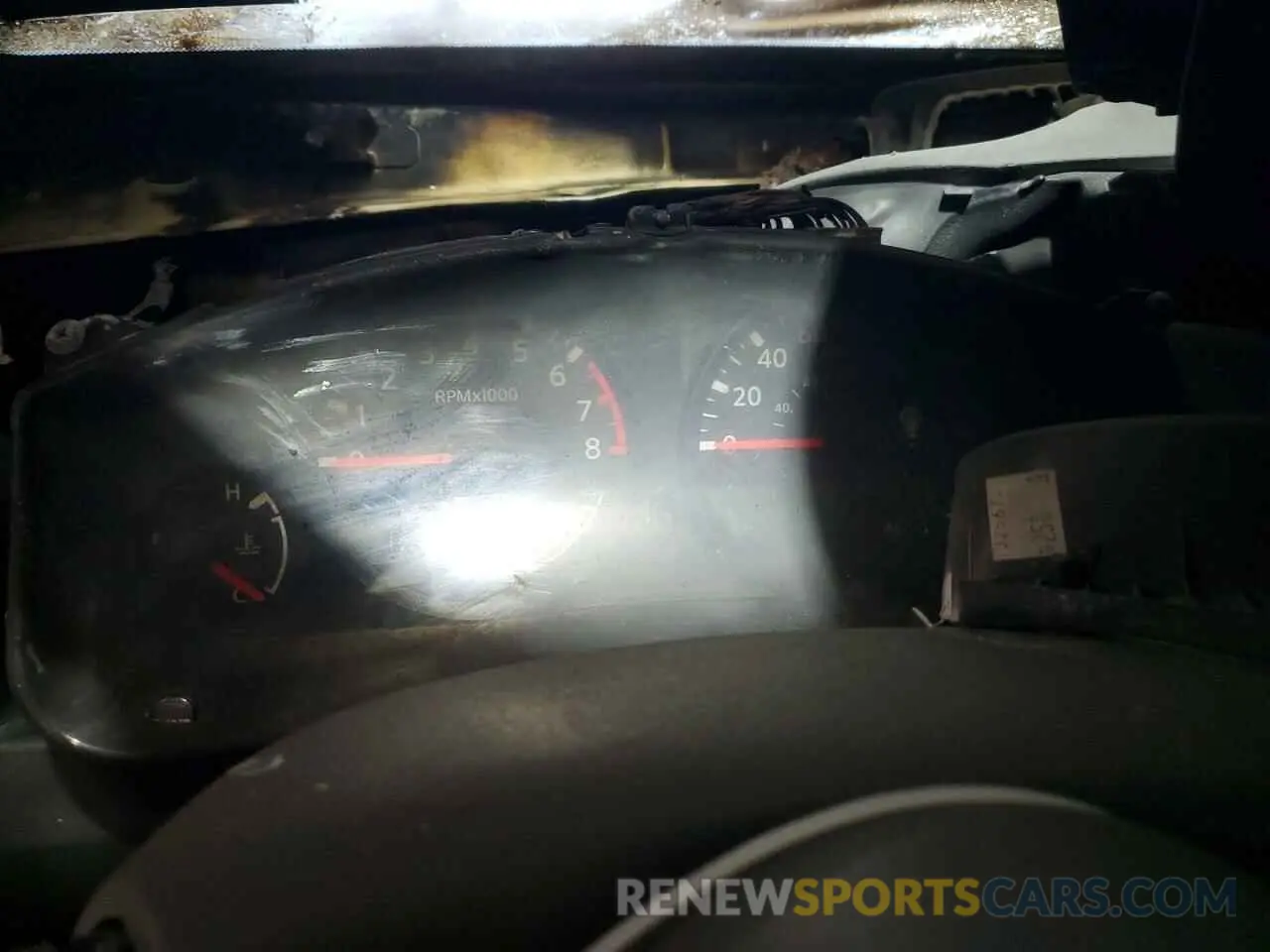 9 Photograph of a damaged car 1N6AD0EV1KN736283 NISSAN FRONTIER 2019