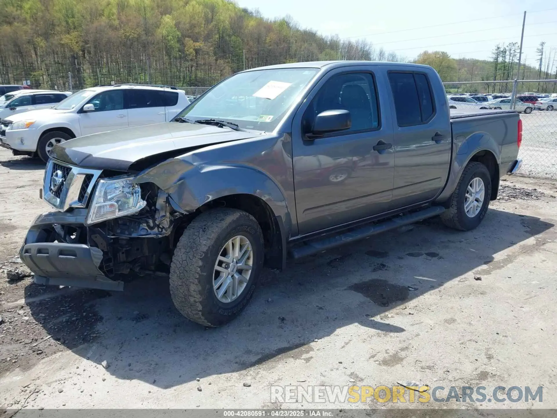 2 Photograph of a damaged car 1N6AD0EV1KN759000 NISSAN FRONTIER 2019