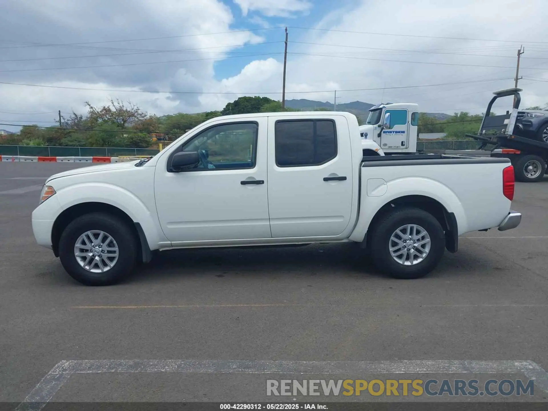 14 Photograph of a damaged car 1N6AD0EV2KN749284 NISSAN FRONTIER 2019