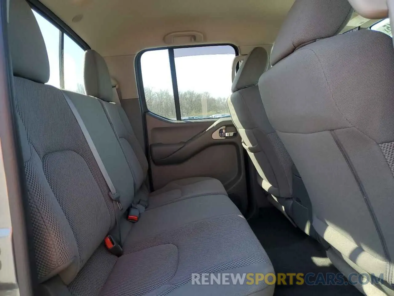 11 Photograph of a damaged car 1N6AD0EV2KN788344 NISSAN FRONTIER 2019