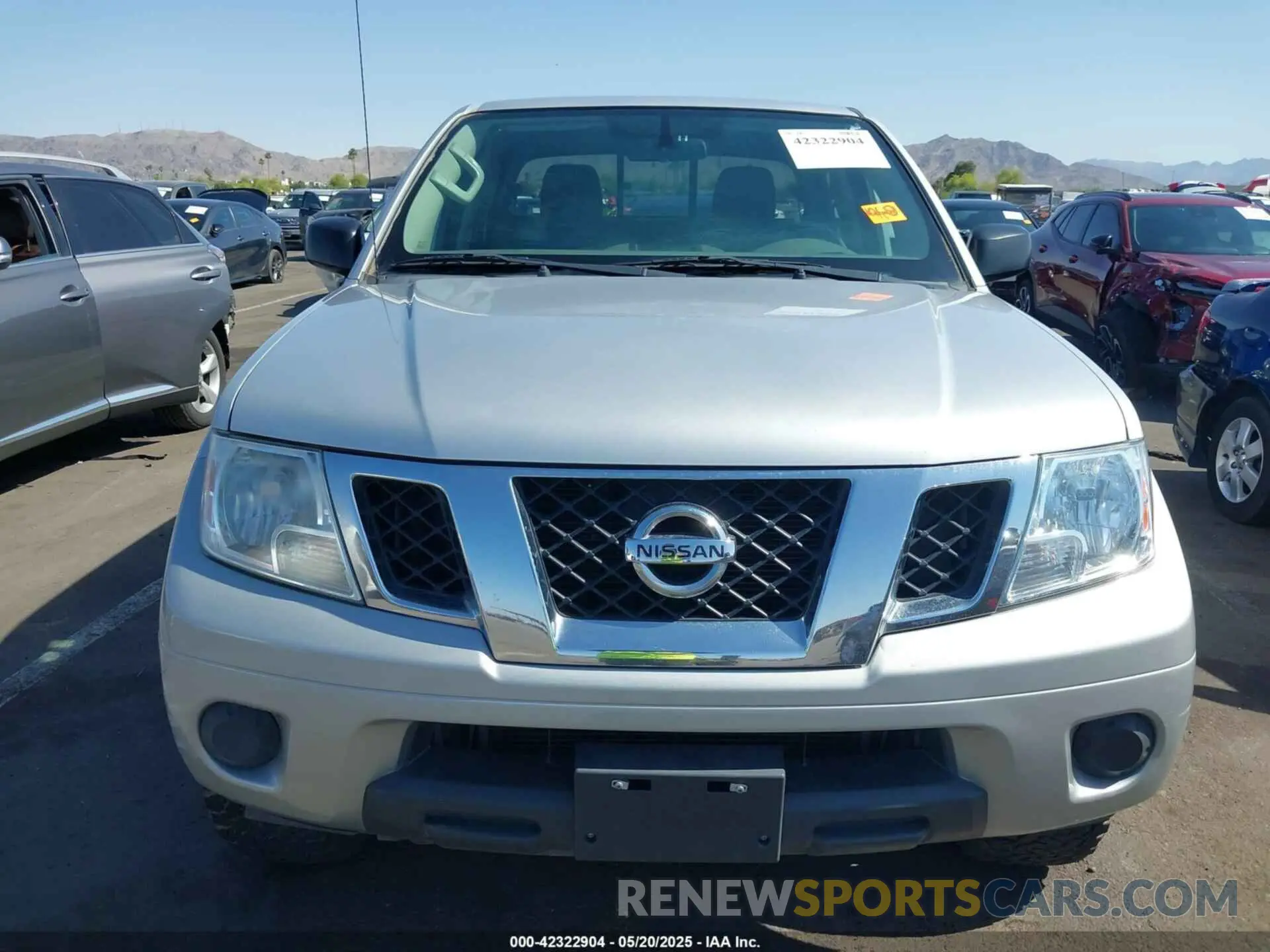 11 Photograph of a damaged car 1N6AD0EV3KN719324 NISSAN FRONTIER 2019