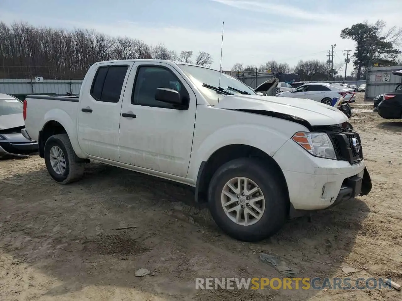 4 Photograph of a damaged car 1N6AD0EV3KN775862 NISSAN FRONTIER 2019