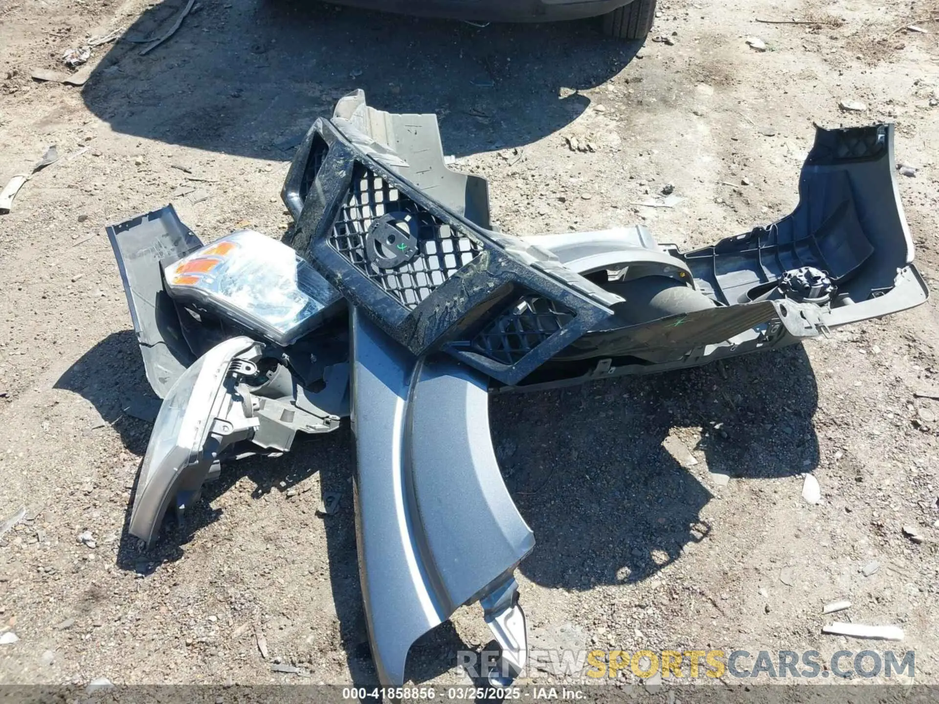 12 Photograph of a damaged car 1N6AD0EV3KN795531 NISSAN FRONTIER 2019