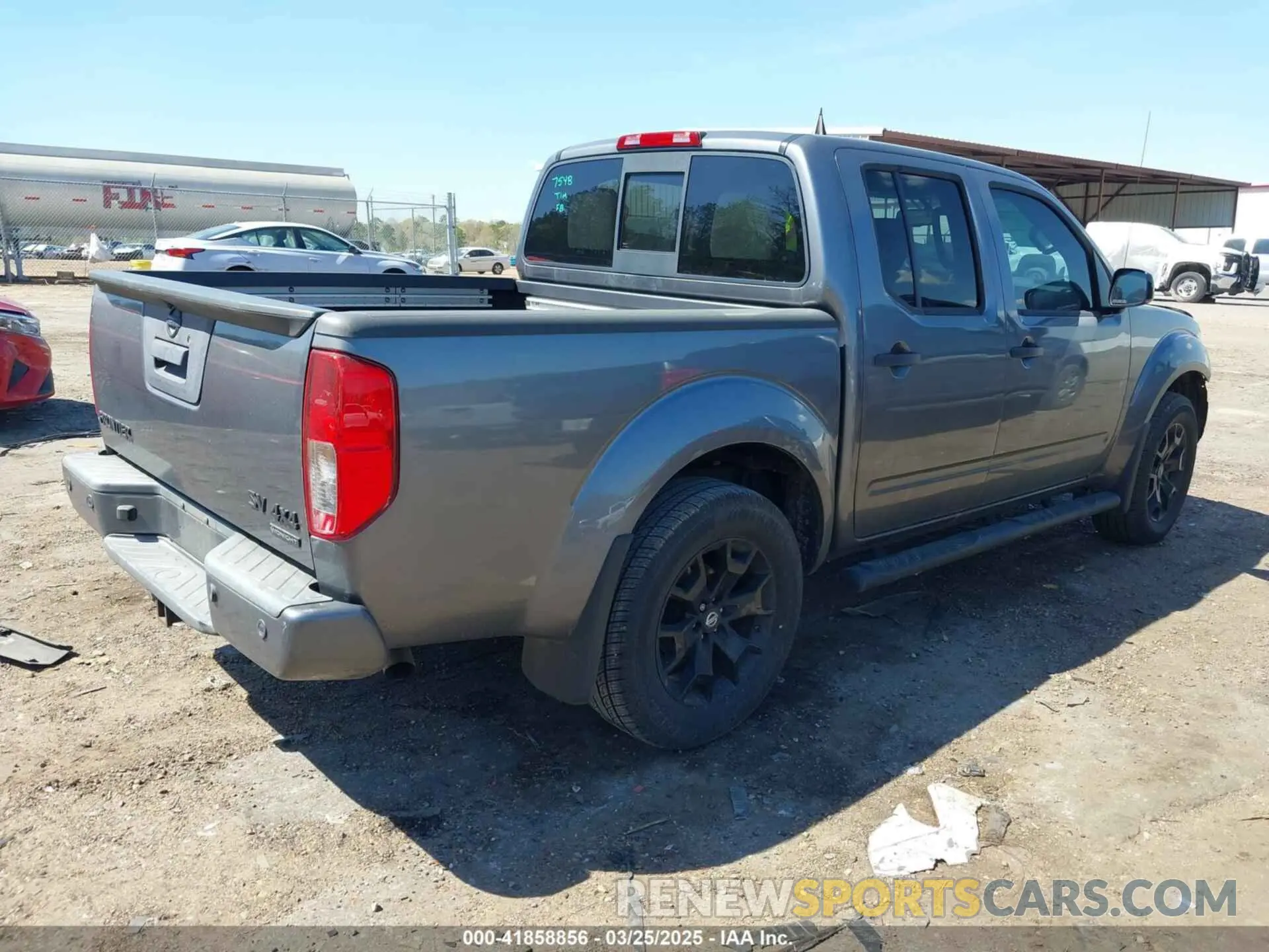 4 Photograph of a damaged car 1N6AD0EV3KN795531 NISSAN FRONTIER 2019
