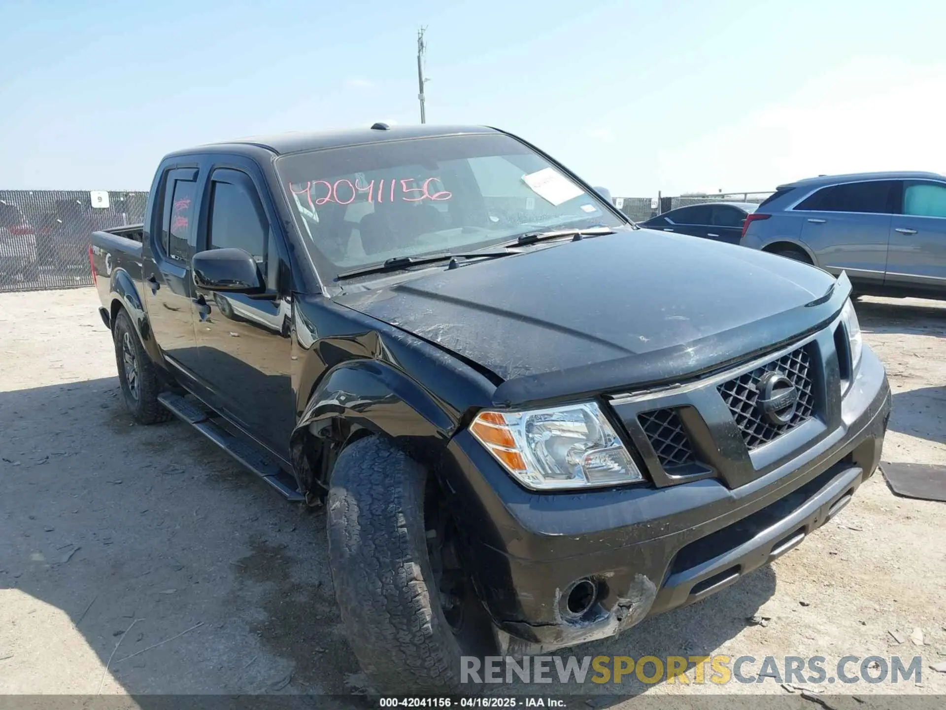1 Photograph of a damaged car 1N6AD0EV5KN701729 NISSAN FRONTIER 2019