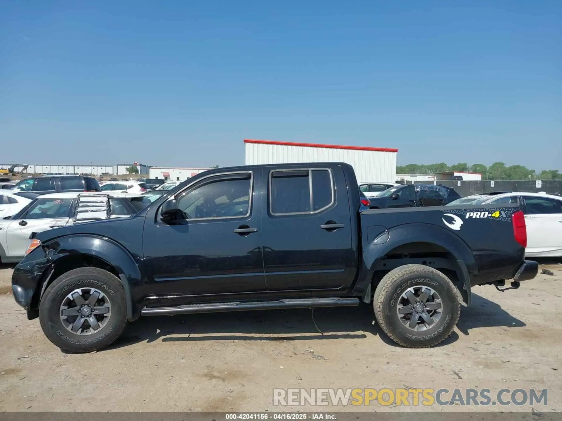 14 Photograph of a damaged car 1N6AD0EV5KN701729 NISSAN FRONTIER 2019