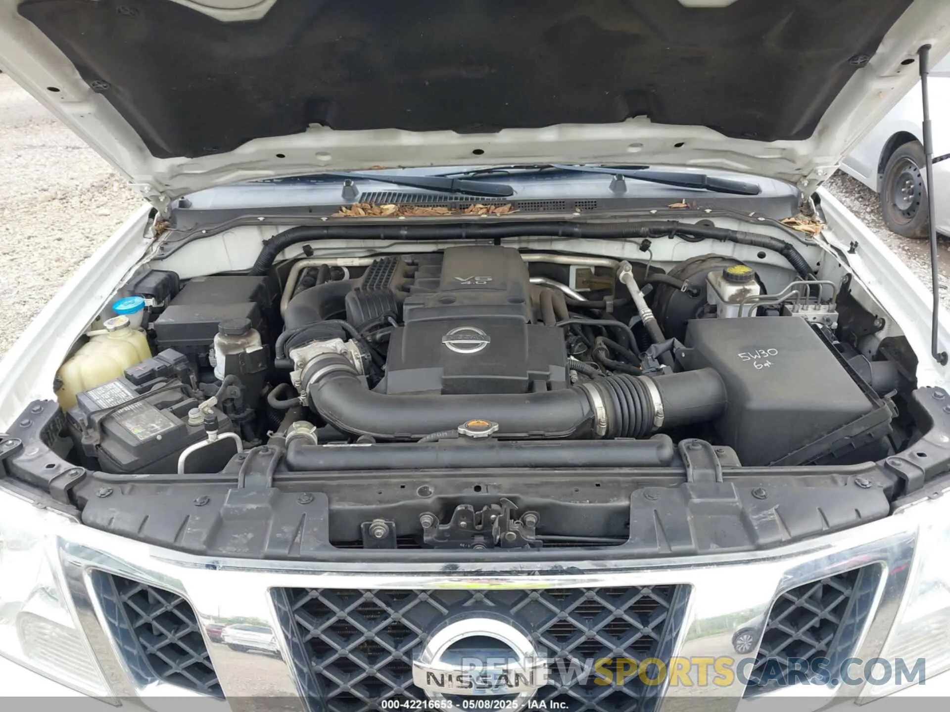10 Photograph of a damaged car 1N6AD0EV5KN871430 NISSAN FRONTIER 2019