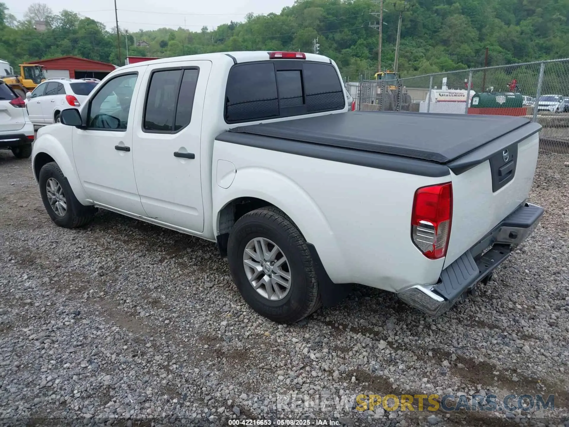 3 Photograph of a damaged car 1N6AD0EV5KN871430 NISSAN FRONTIER 2019