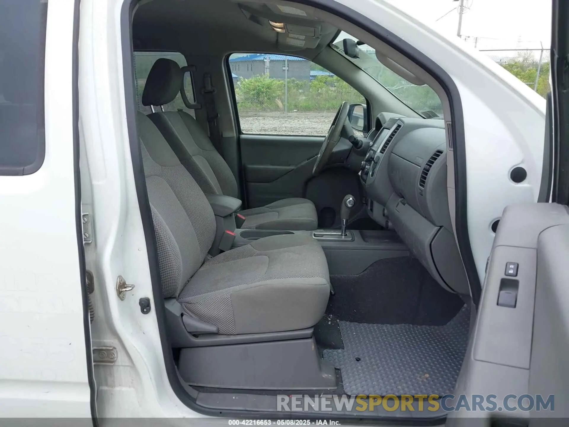 5 Photograph of a damaged car 1N6AD0EV5KN871430 NISSAN FRONTIER 2019