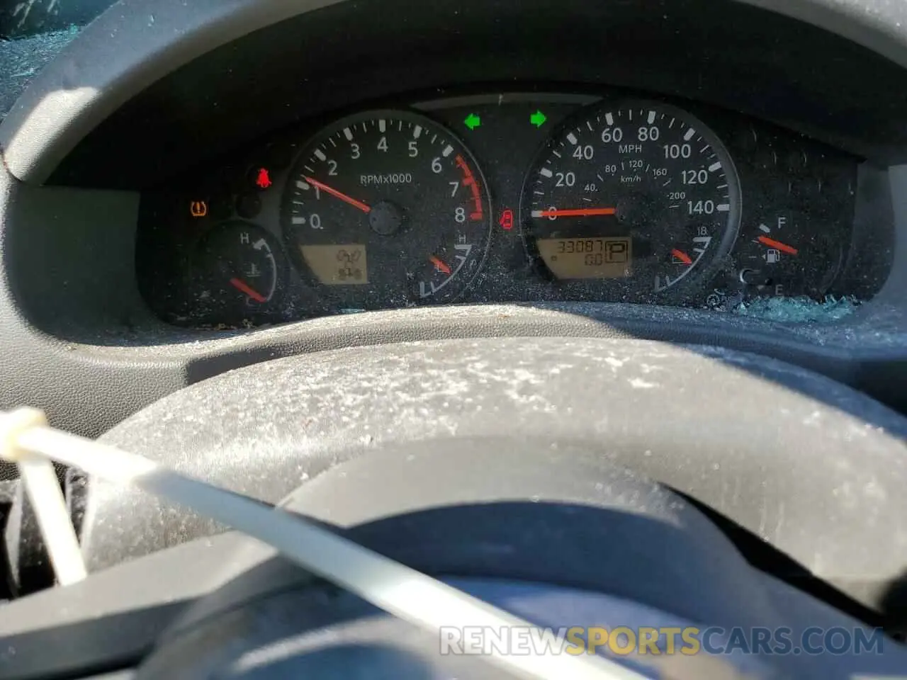 9 Photograph of a damaged car 1N6AD0EV6KN777265 NISSAN FRONTIER 2019