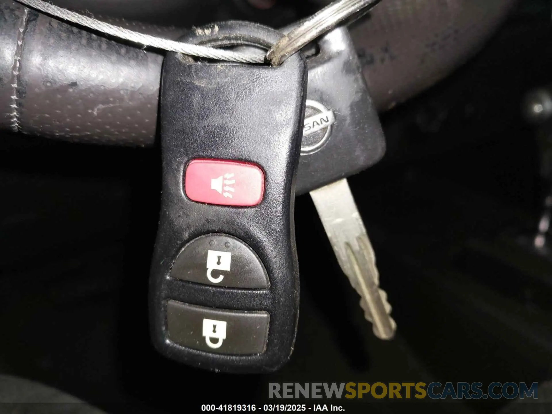 11 Photograph of a damaged car 1N6AD0EV7KN710528 NISSAN FRONTIER 2019