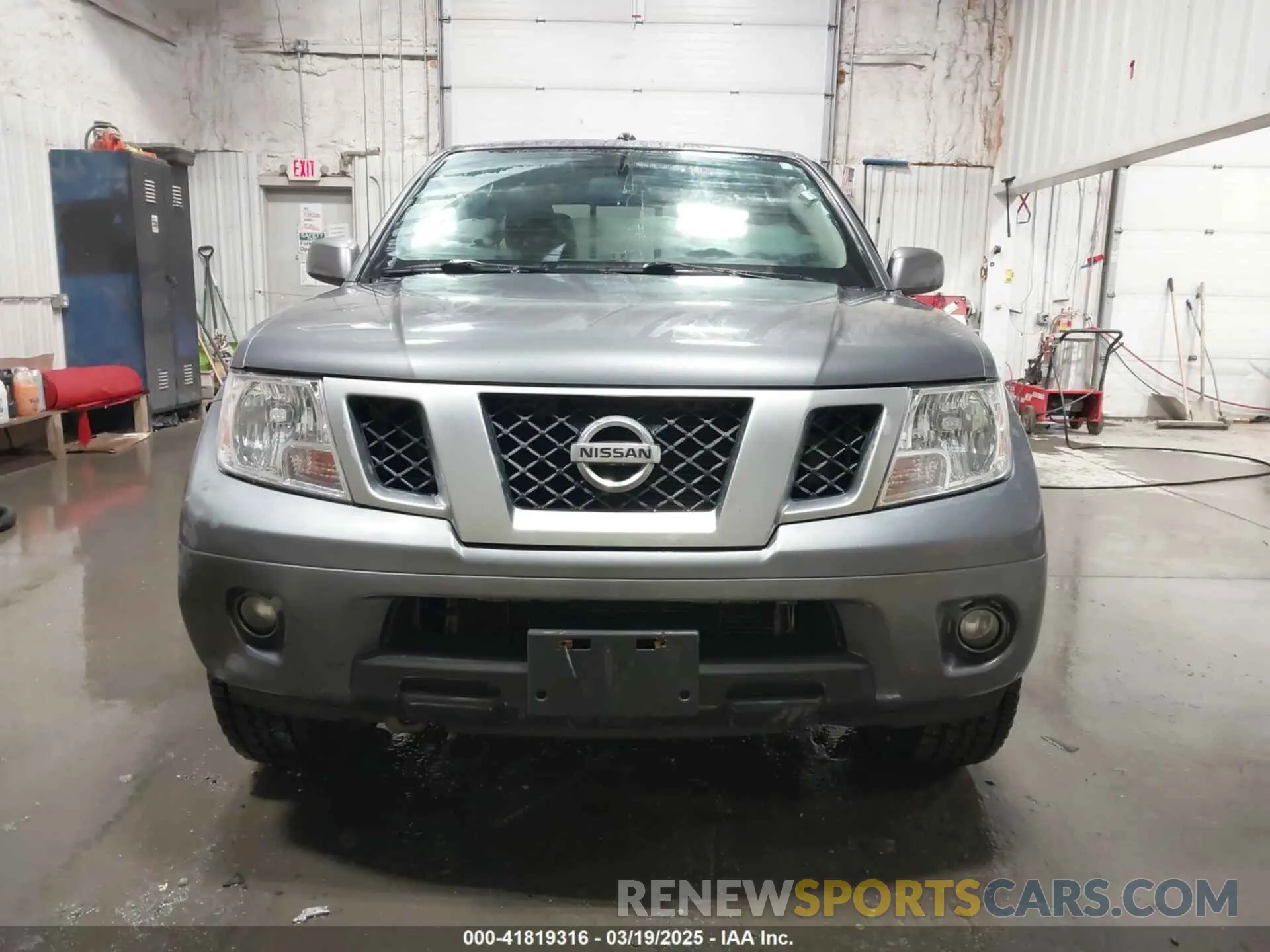 12 Photograph of a damaged car 1N6AD0EV7KN710528 NISSAN FRONTIER 2019