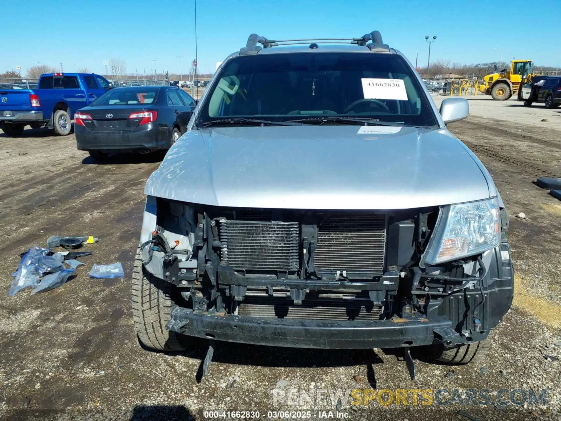 13 Photograph of a damaged car 1N6AD0EV7KN723571 NISSAN FRONTIER 2019
