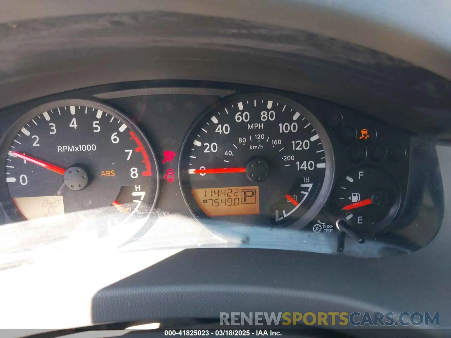 15 Photograph of a damaged car 1N6AD0EV8KN710070 NISSAN FRONTIER 2019