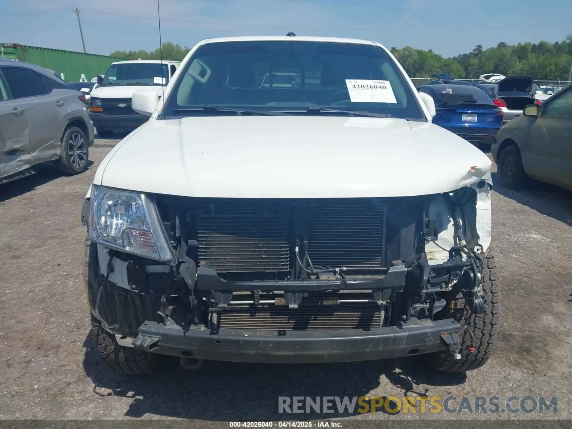 13 Photograph of a damaged car 1N6AD0EV8KN882308 NISSAN FRONTIER 2019