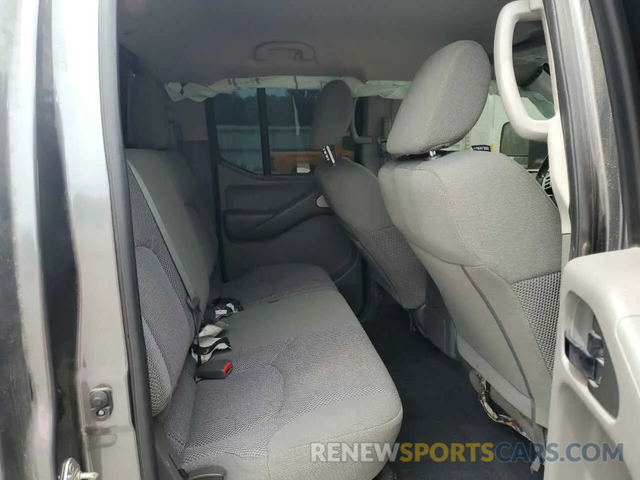 10 Photograph of a damaged car 1N6AD0EV9KN701457 NISSAN FRONTIER 2019