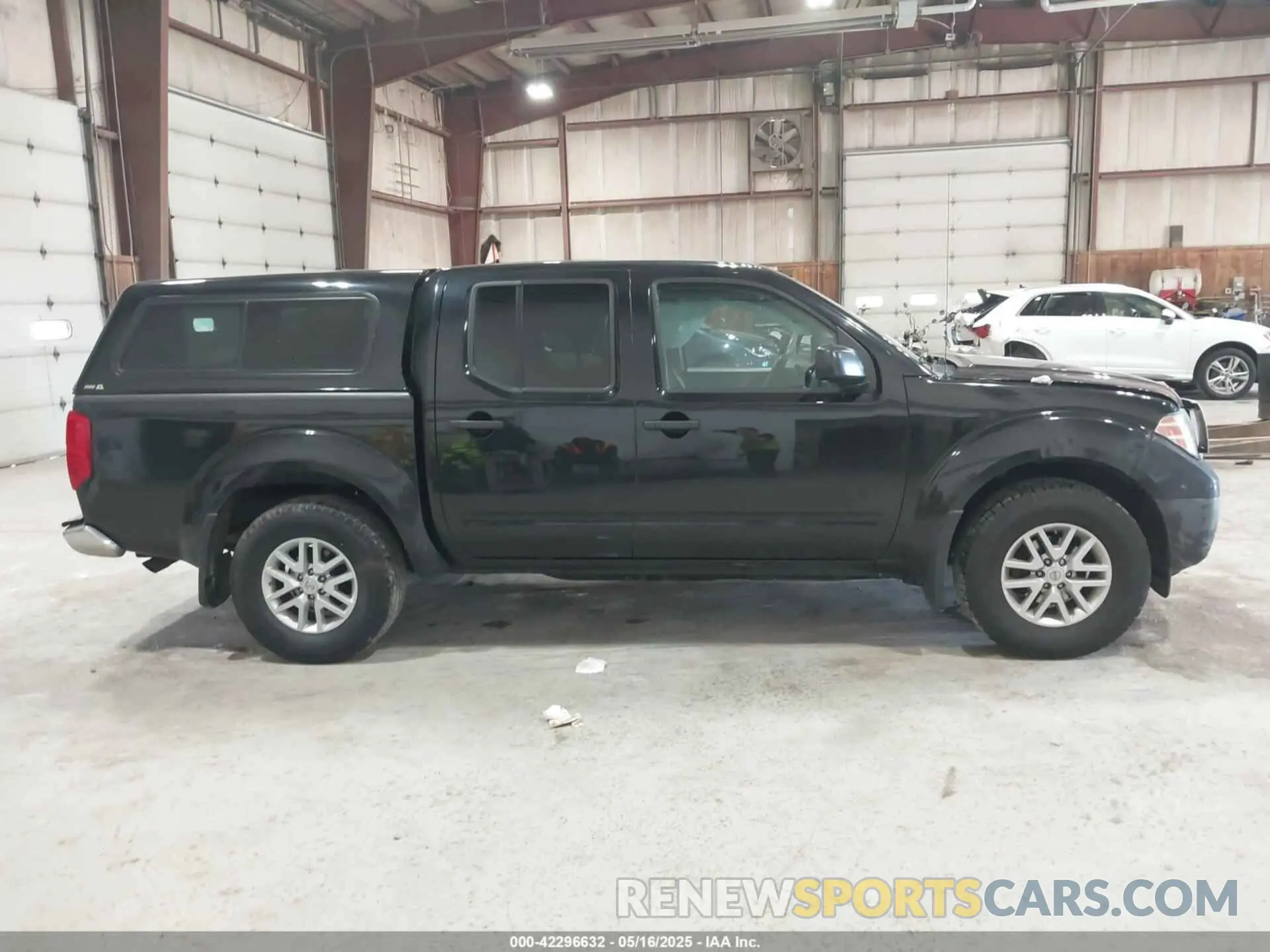 13 Photograph of a damaged car 1N6AD0EV9KN714516 NISSAN FRONTIER 2019