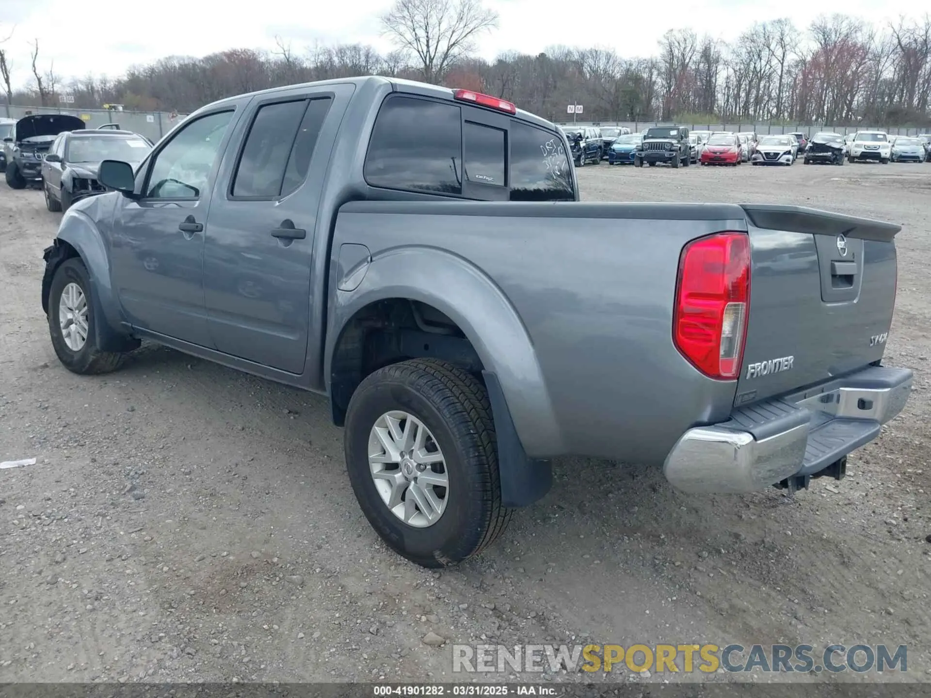 3 Photograph of a damaged car 1N6AD0EV9KN876887 NISSAN FRONTIER 2019
