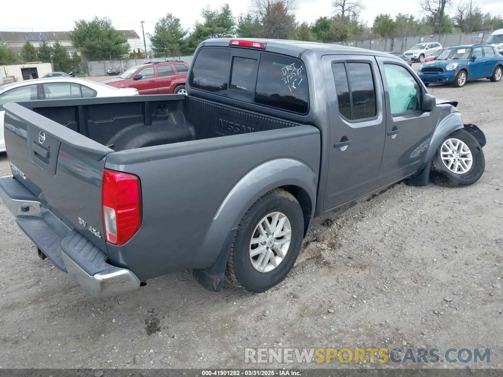 4 Photograph of a damaged car 1N6AD0EV9KN876887 NISSAN FRONTIER 2019