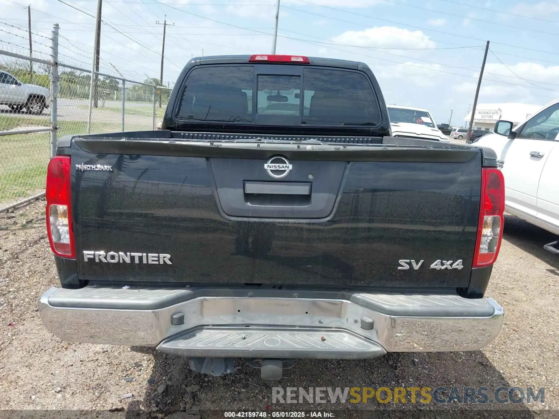 16 Photograph of a damaged car 1N6AD0EVXKN701354 NISSAN FRONTIER 2019