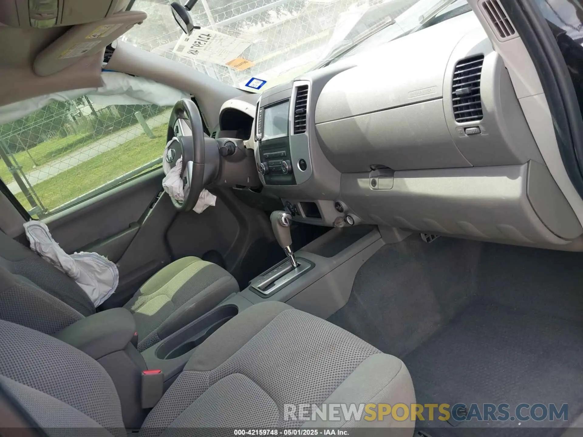 5 Photograph of a damaged car 1N6AD0EVXKN701354 NISSAN FRONTIER 2019