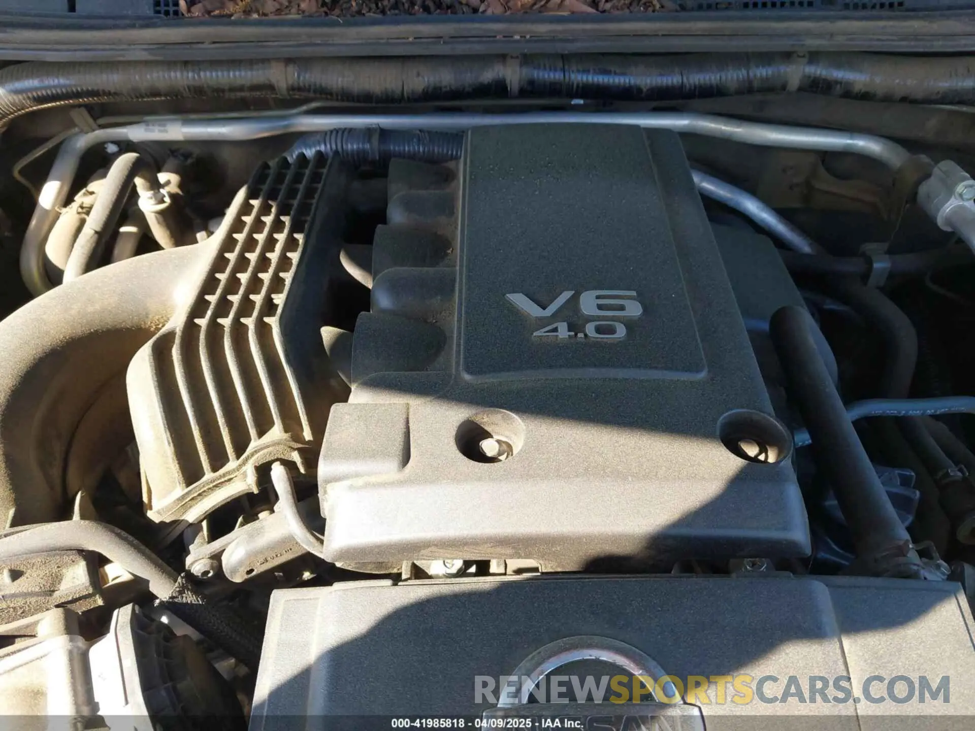 10 Photograph of a damaged car 1N6AD0EVXKN711897 NISSAN FRONTIER 2019