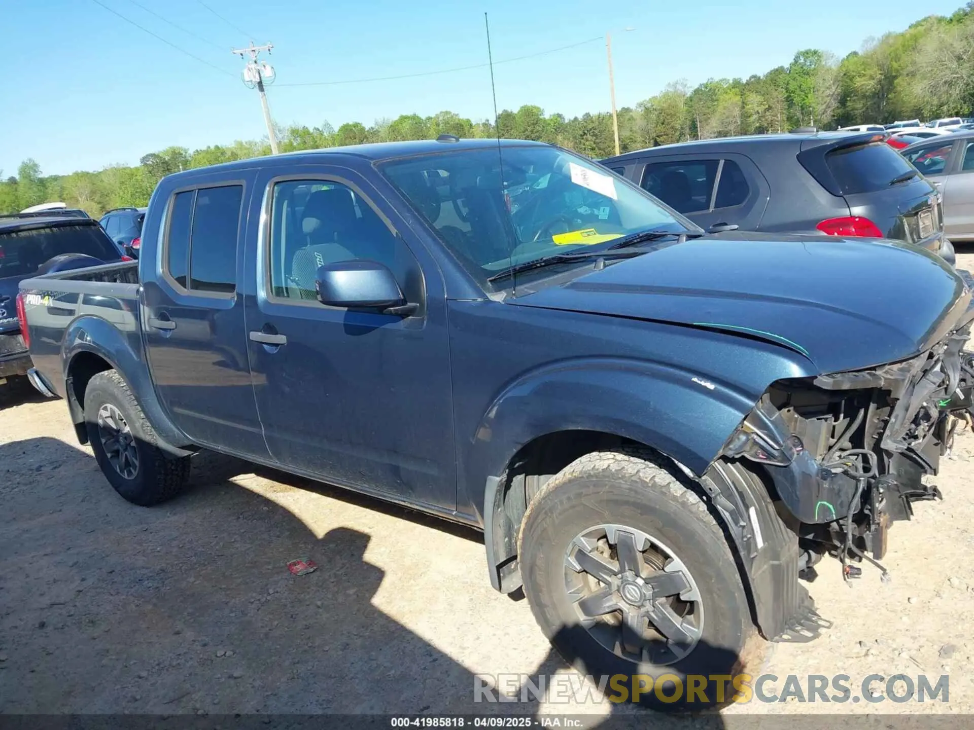 14 Photograph of a damaged car 1N6AD0EVXKN711897 NISSAN FRONTIER 2019