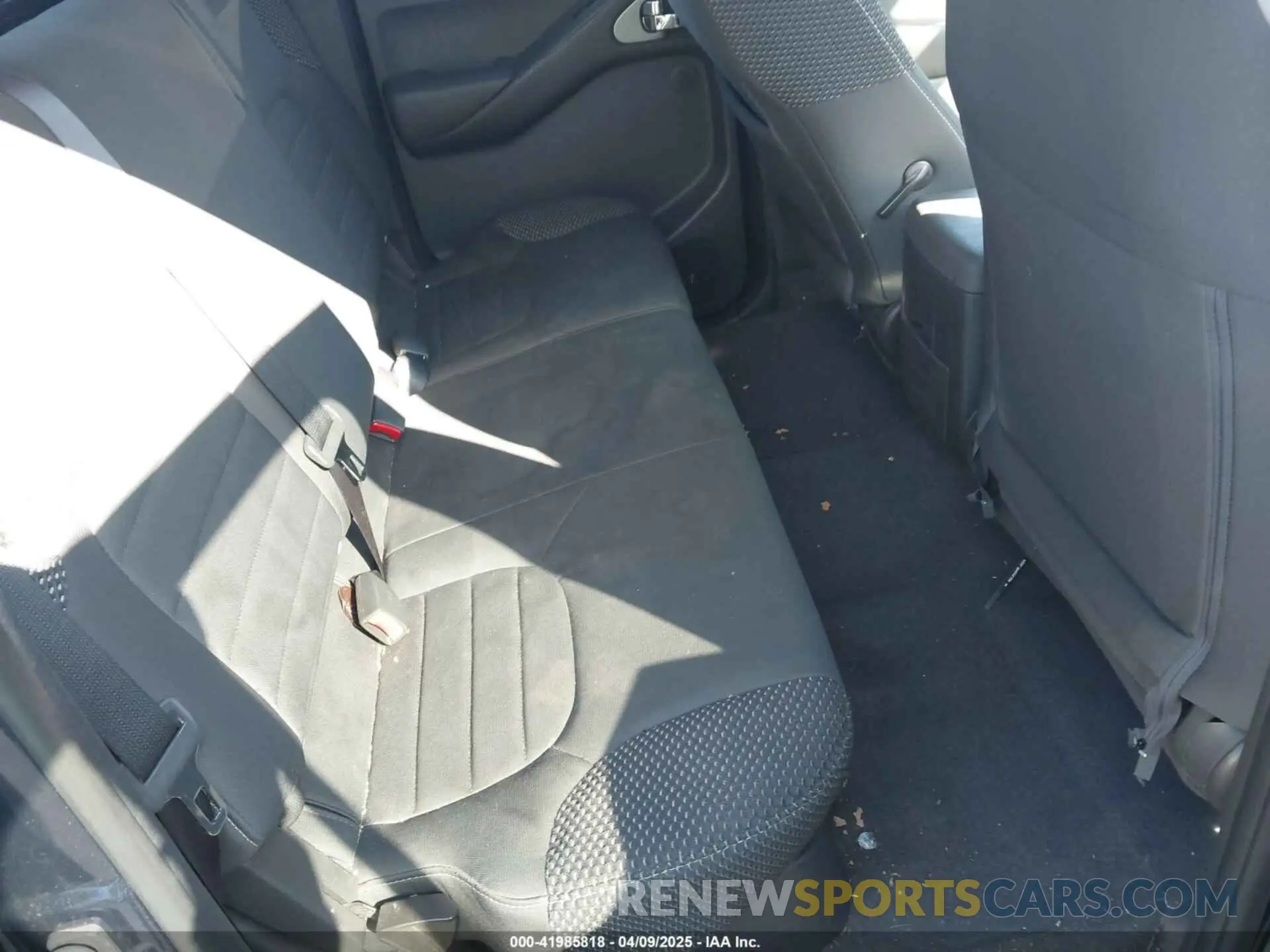 8 Photograph of a damaged car 1N6AD0EVXKN711897 NISSAN FRONTIER 2019