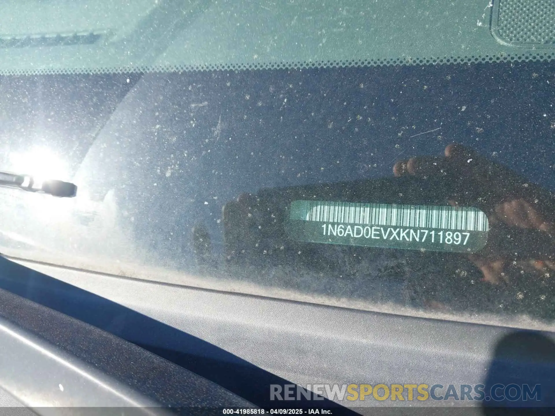 9 Photograph of a damaged car 1N6AD0EVXKN711897 NISSAN FRONTIER 2019