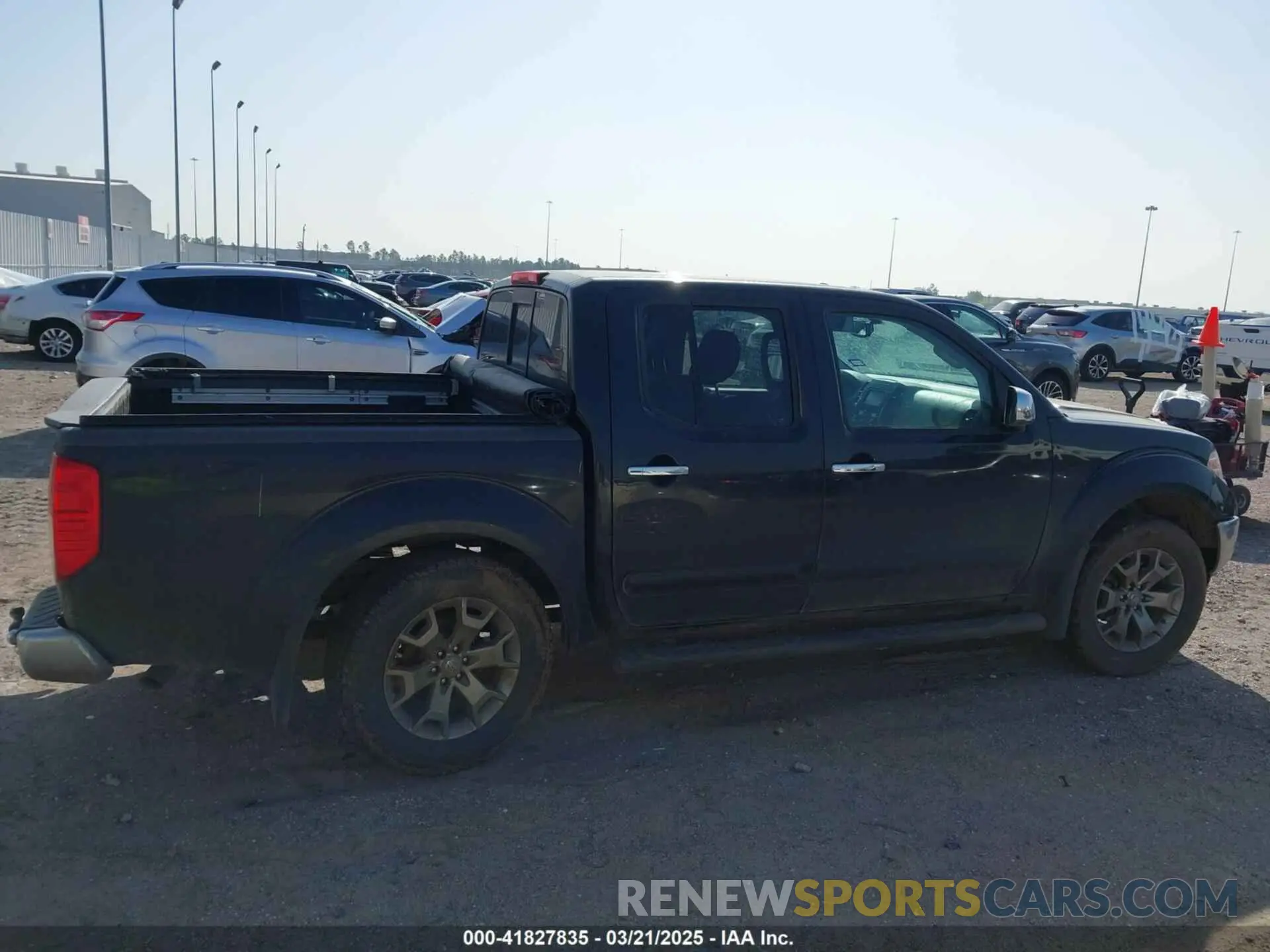 13 Photograph of a damaged car 1N6AD0EVXKN735696 NISSAN FRONTIER 2019