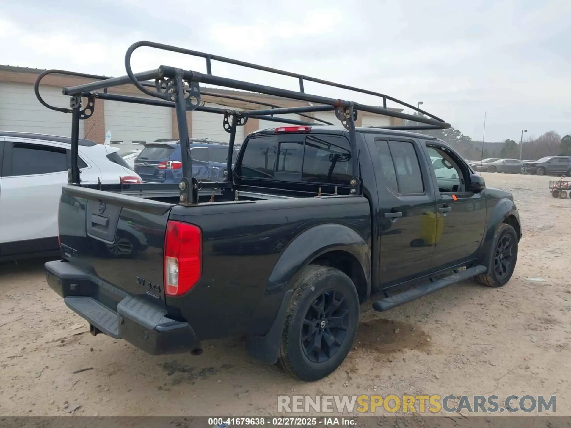 4 Photograph of a damaged car 1N6AD0EVXKN735729 NISSAN FRONTIER 2019