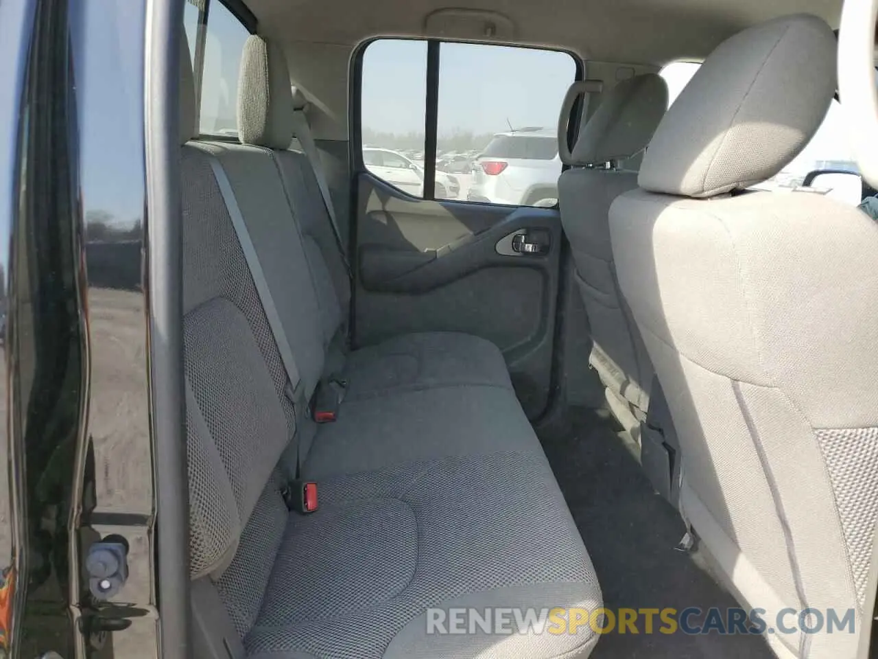 11 Photograph of a damaged car 1N6AD0EVXKN875487 NISSAN FRONTIER 2019