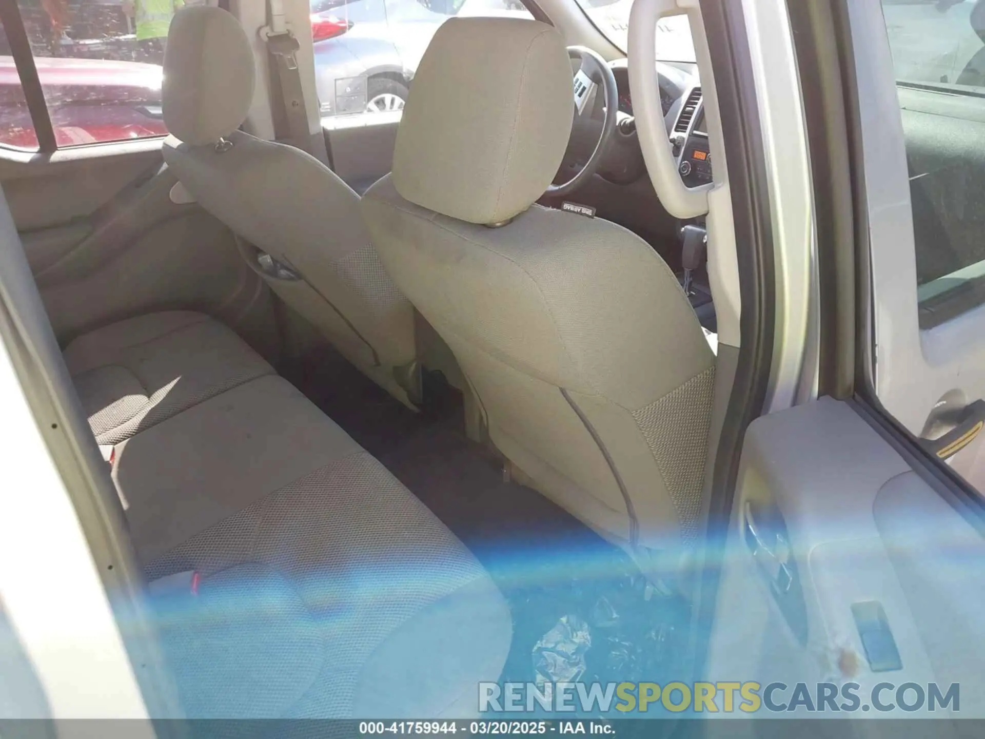 8 Photograph of a damaged car 1N6AD0FR5KN701277 NISSAN FRONTIER 2019