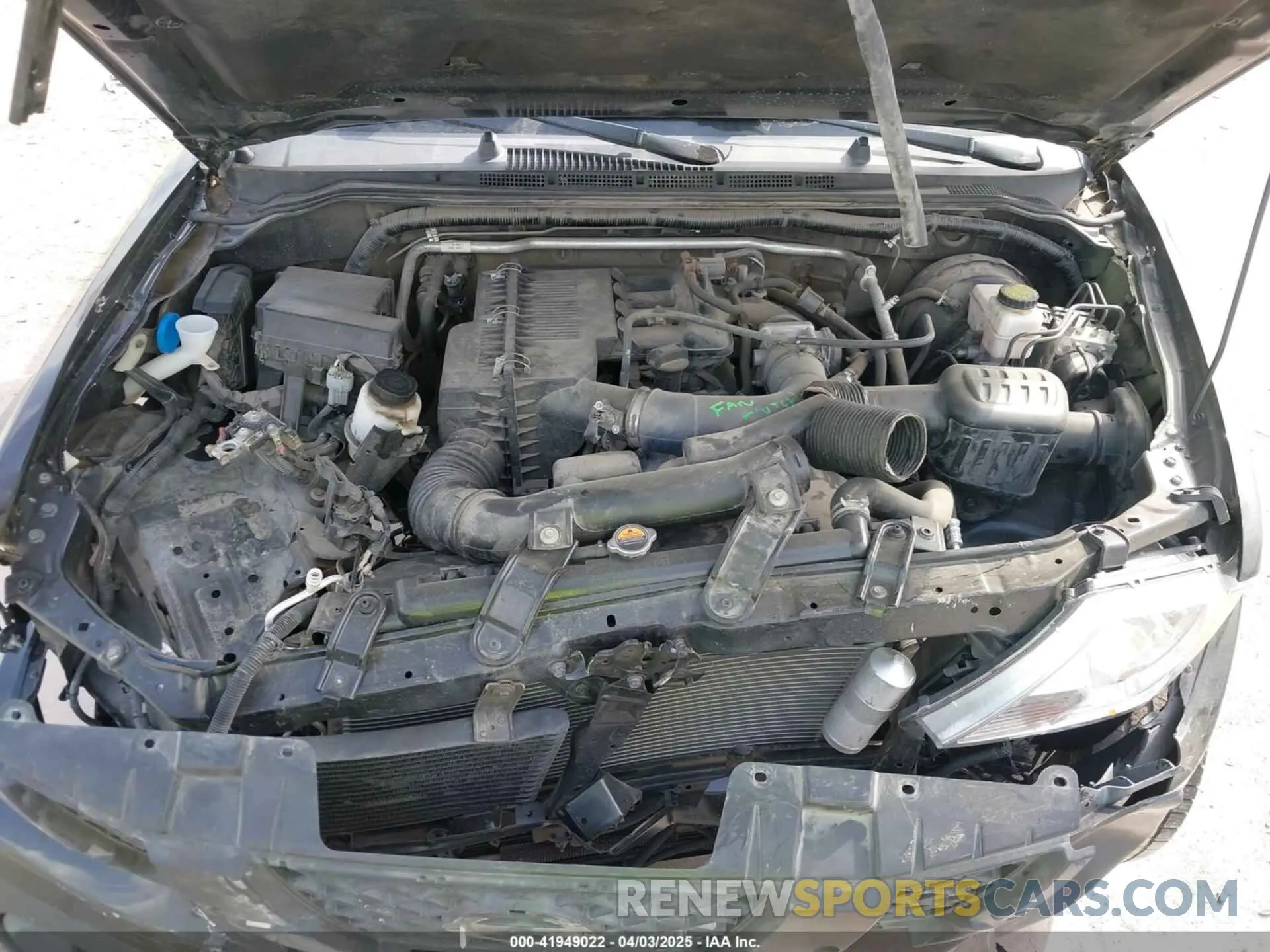 10 Photograph of a damaged car 1N6BD0CT1KN737200 NISSAN FRONTIER 2019