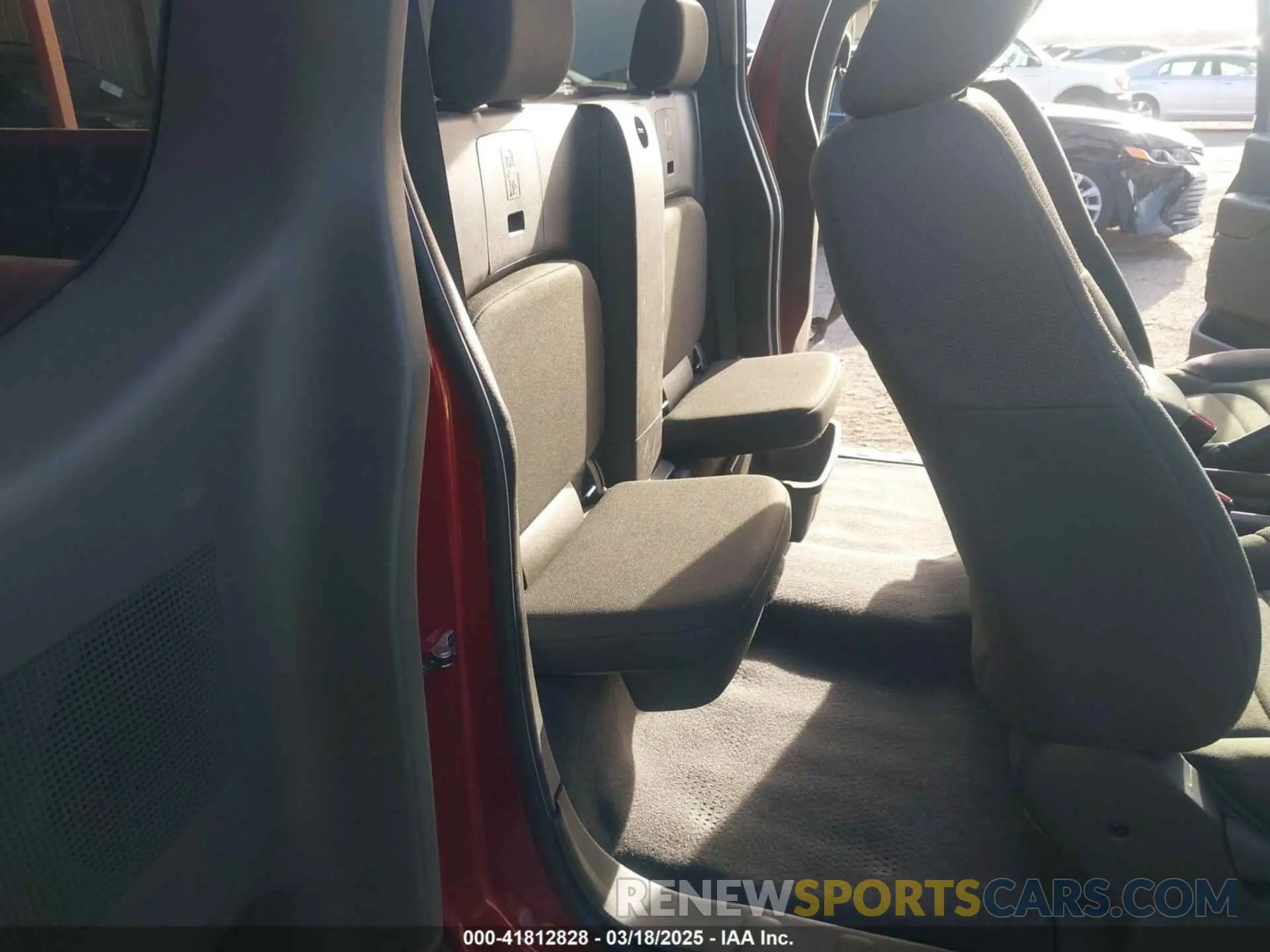 8 Photograph of a damaged car 1N6BD0CT2KN722124 NISSAN FRONTIER 2019