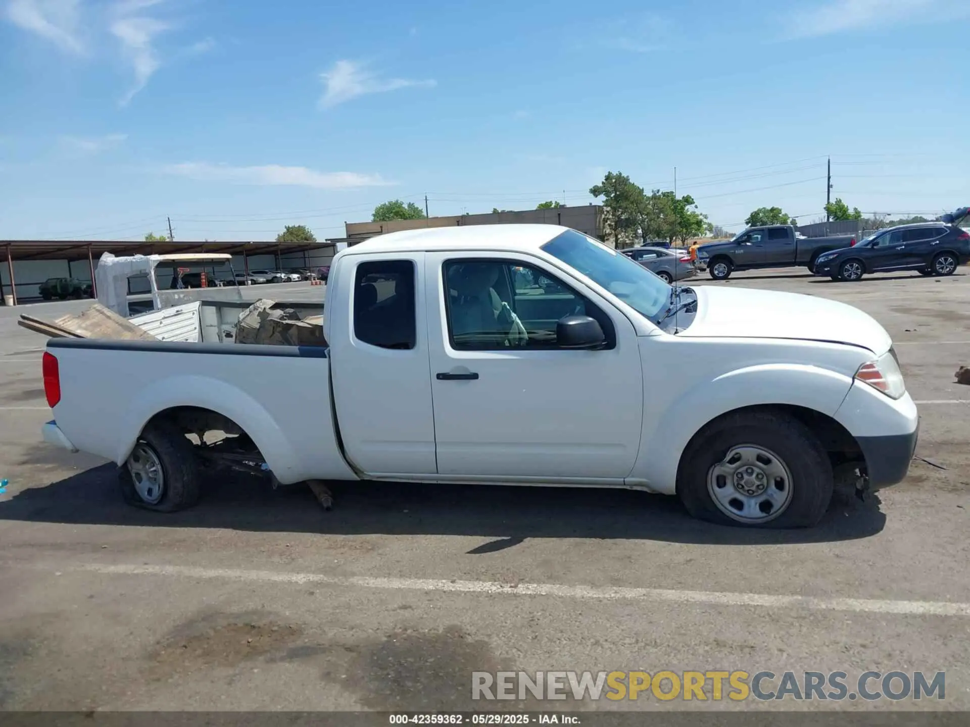 13 Photograph of a damaged car 1N6BD0CT4KN715613 NISSAN FRONTIER 2019