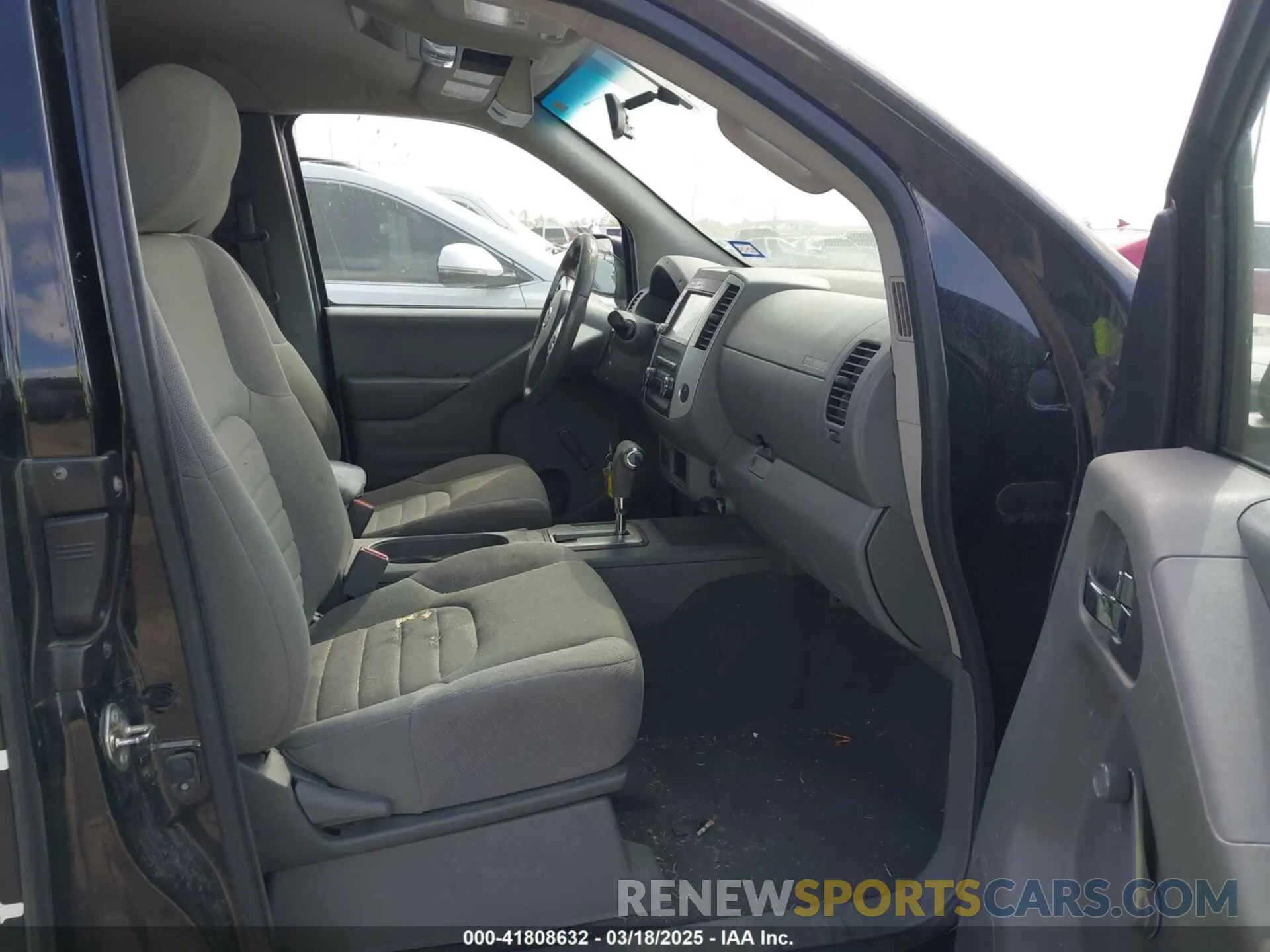 1 Photograph of a damaged car 1N6BD0CT4KN738003 NISSAN FRONTIER 2019