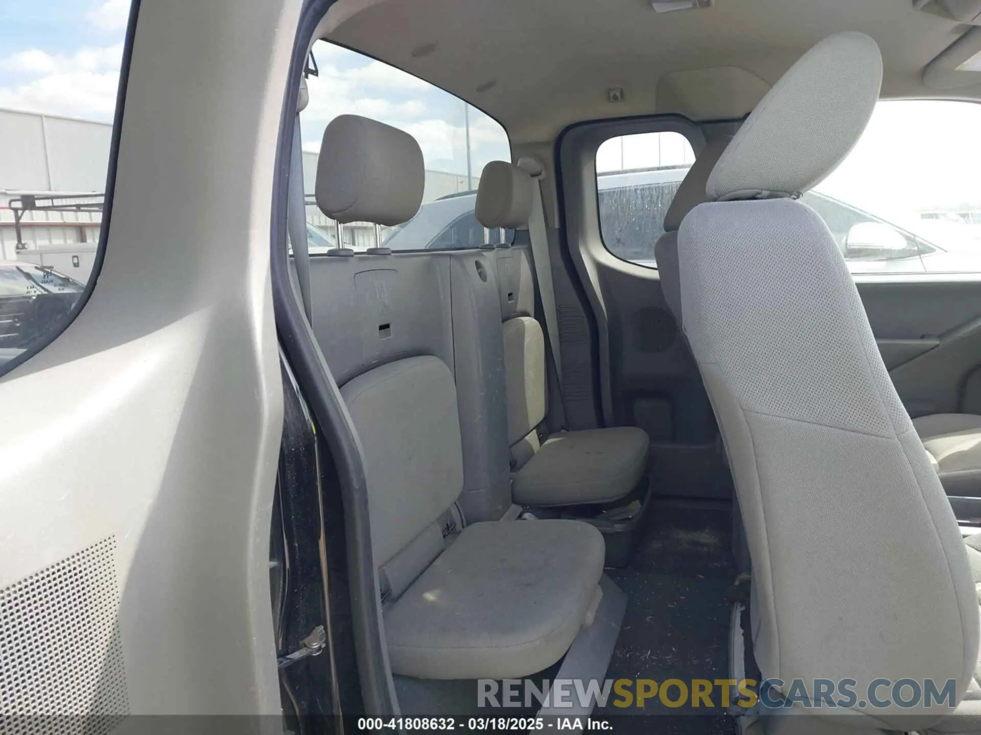 3 Photograph of a damaged car 1N6BD0CT4KN738003 NISSAN FRONTIER 2019