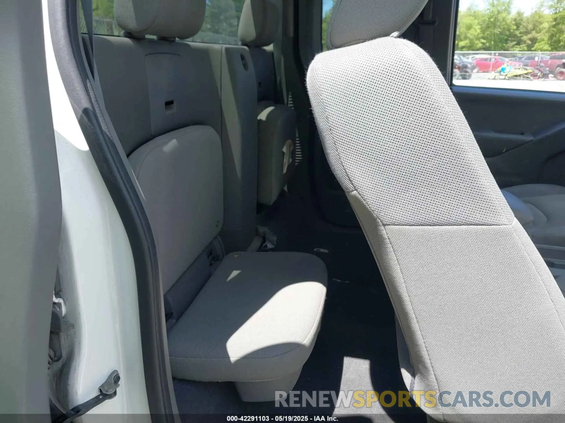 8 Photograph of a damaged car 1N6BD0CT7KN737797 NISSAN FRONTIER 2019