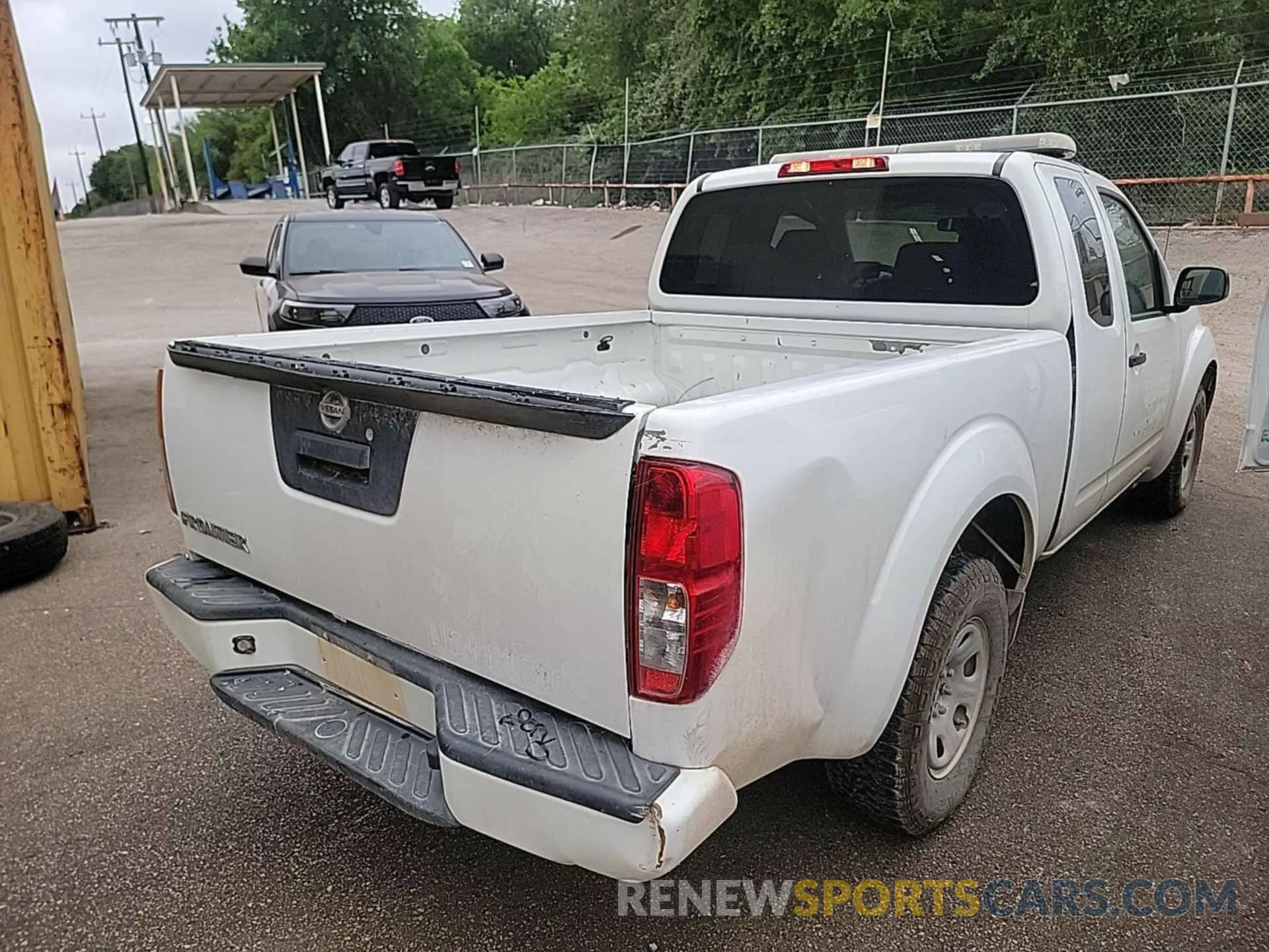 28 Photograph of a damaged car 1N6BD0CT9KN724386 NISSAN FRONTIER 2019