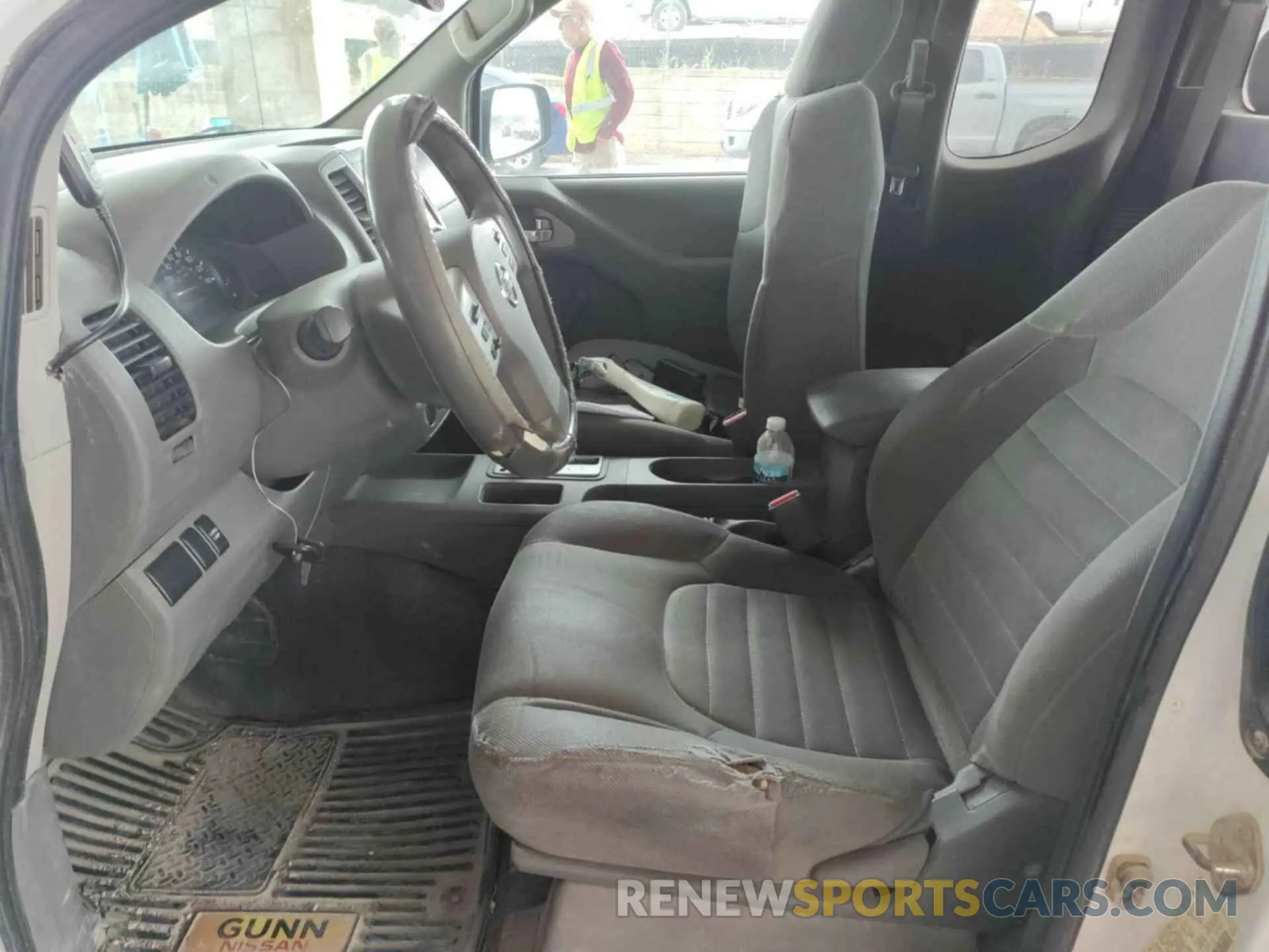 31 Photograph of a damaged car 1N6BD0CT9KN724386 NISSAN FRONTIER 2019