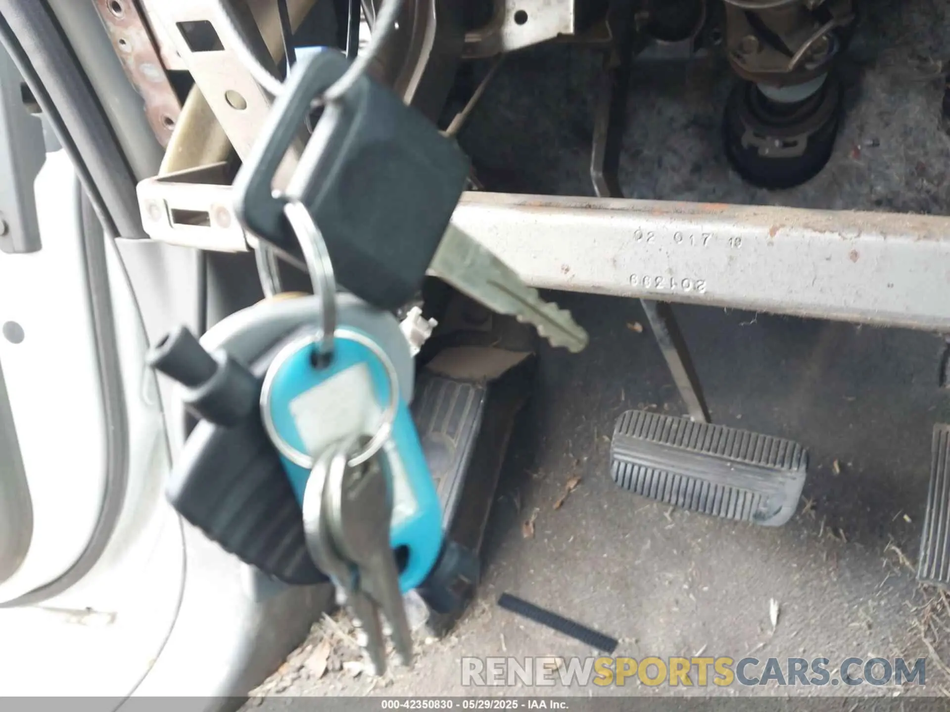 11 Photograph of a damaged car 1N6BD0CT9KN746274 NISSAN FRONTIER 2019